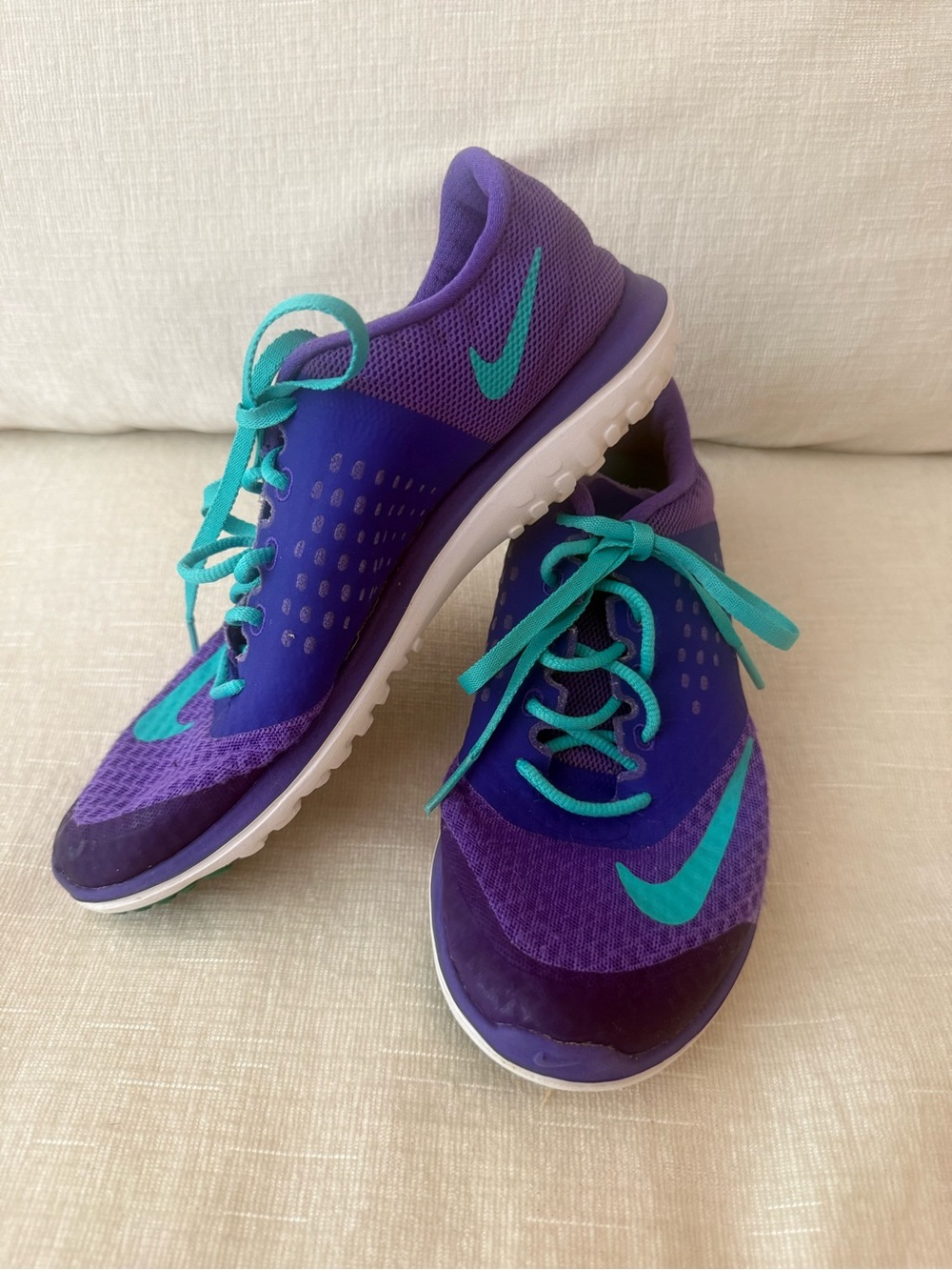 Nike Women's Purple & Teal Athletic Shoes